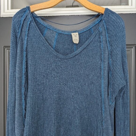 Free People Catalina blue thermal oversized long sleeved top size Small - Picture 3 of 9